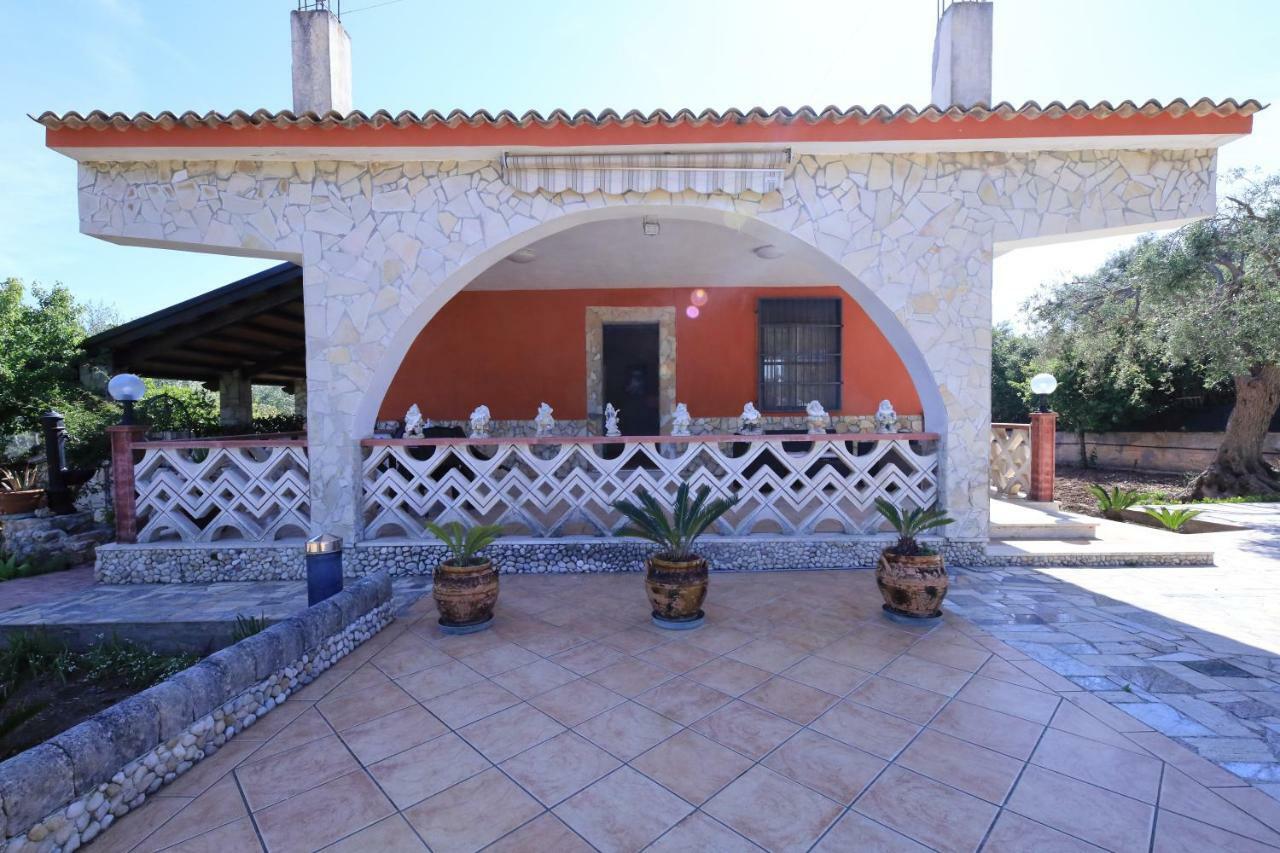 Enjoy Ville Avola Exterior photo