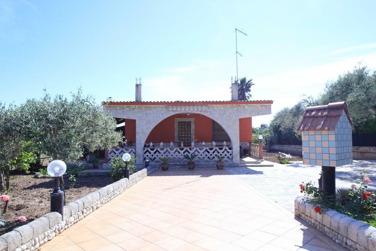 Enjoy Ville Avola Exterior photo