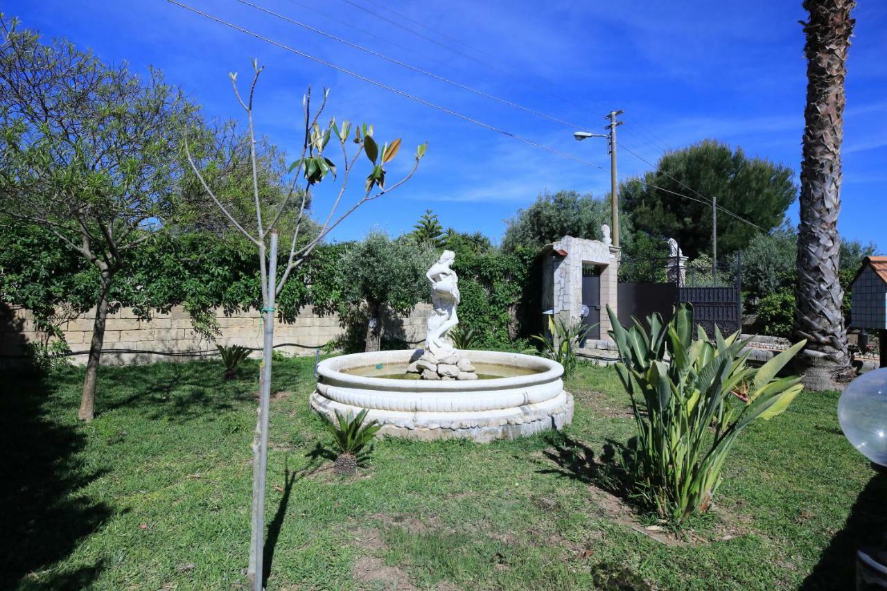 Enjoy Ville Avola Exterior photo