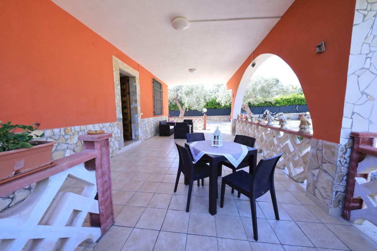 Enjoy Ville Avola Exterior photo
